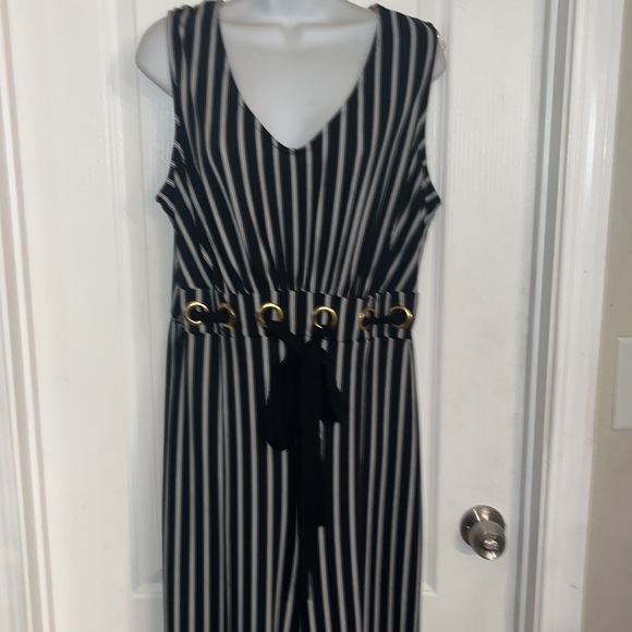 Wrapper pant jumpsuit - Picture 2 of 9